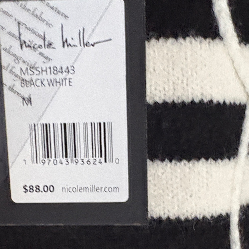 Nicole Miller Black and White Graphic Sweater - Picture 4 of 6